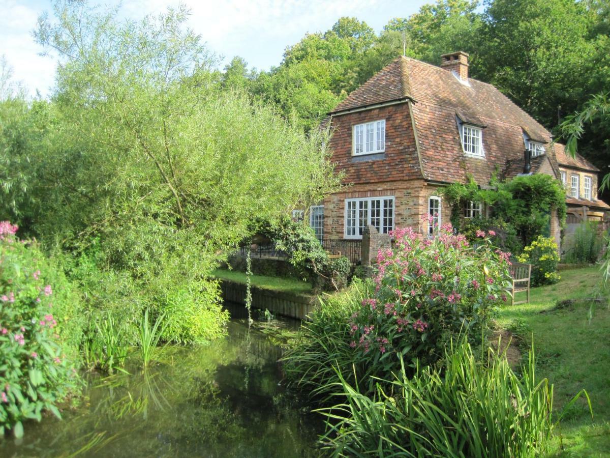 Tilford Mill Cottage Фарнем Экстерьер фото